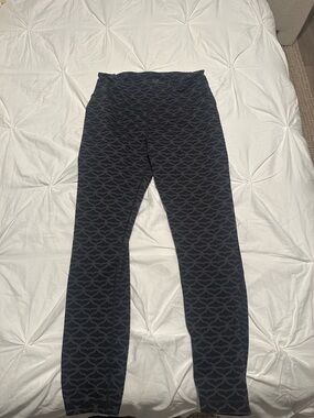 Vineyard Vines Navy Blue Patterned Leggings